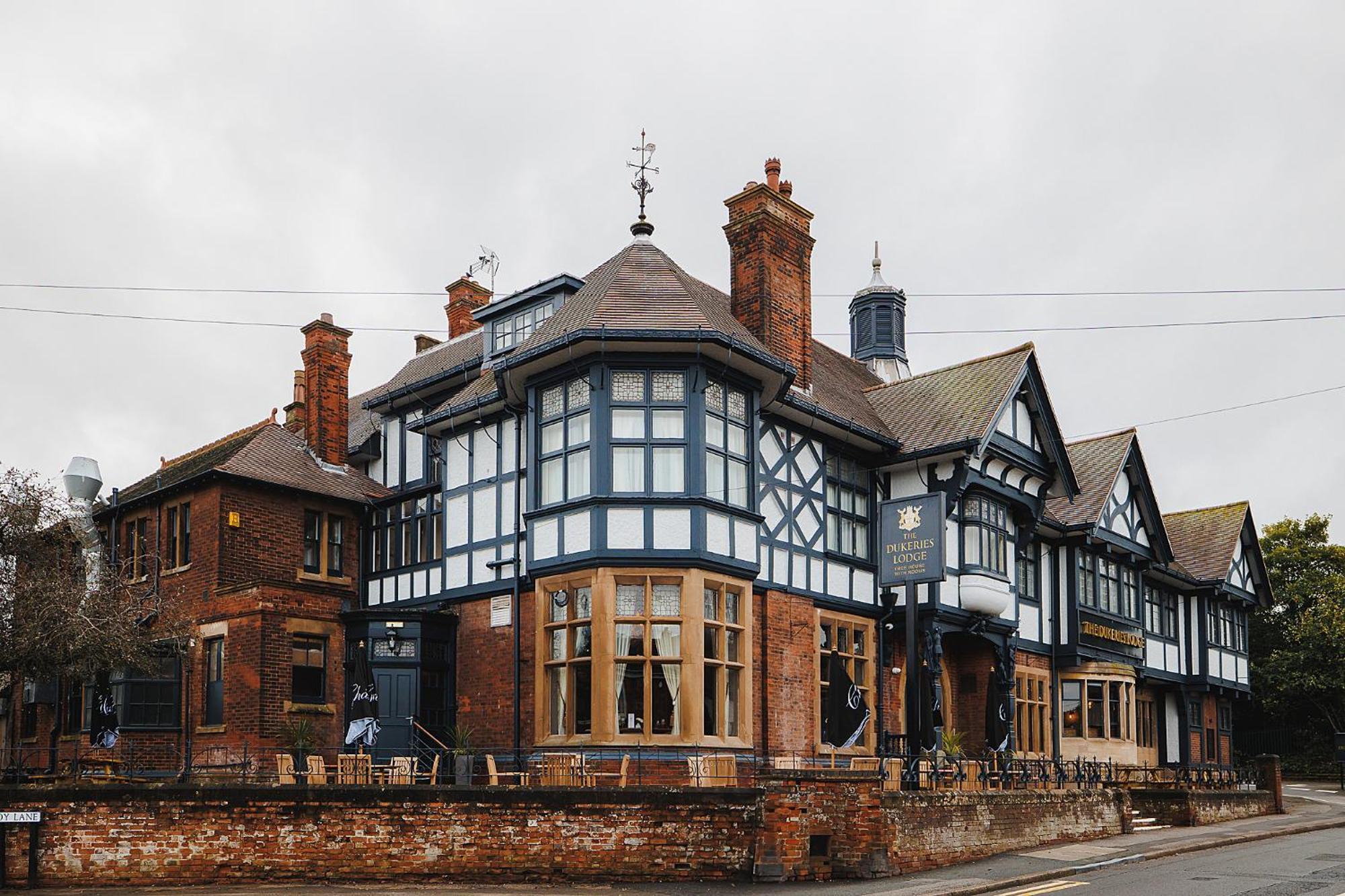 The Dukeries Lodge, Edwinstowe, Nottinghamshire Dış mekan fotoğraf