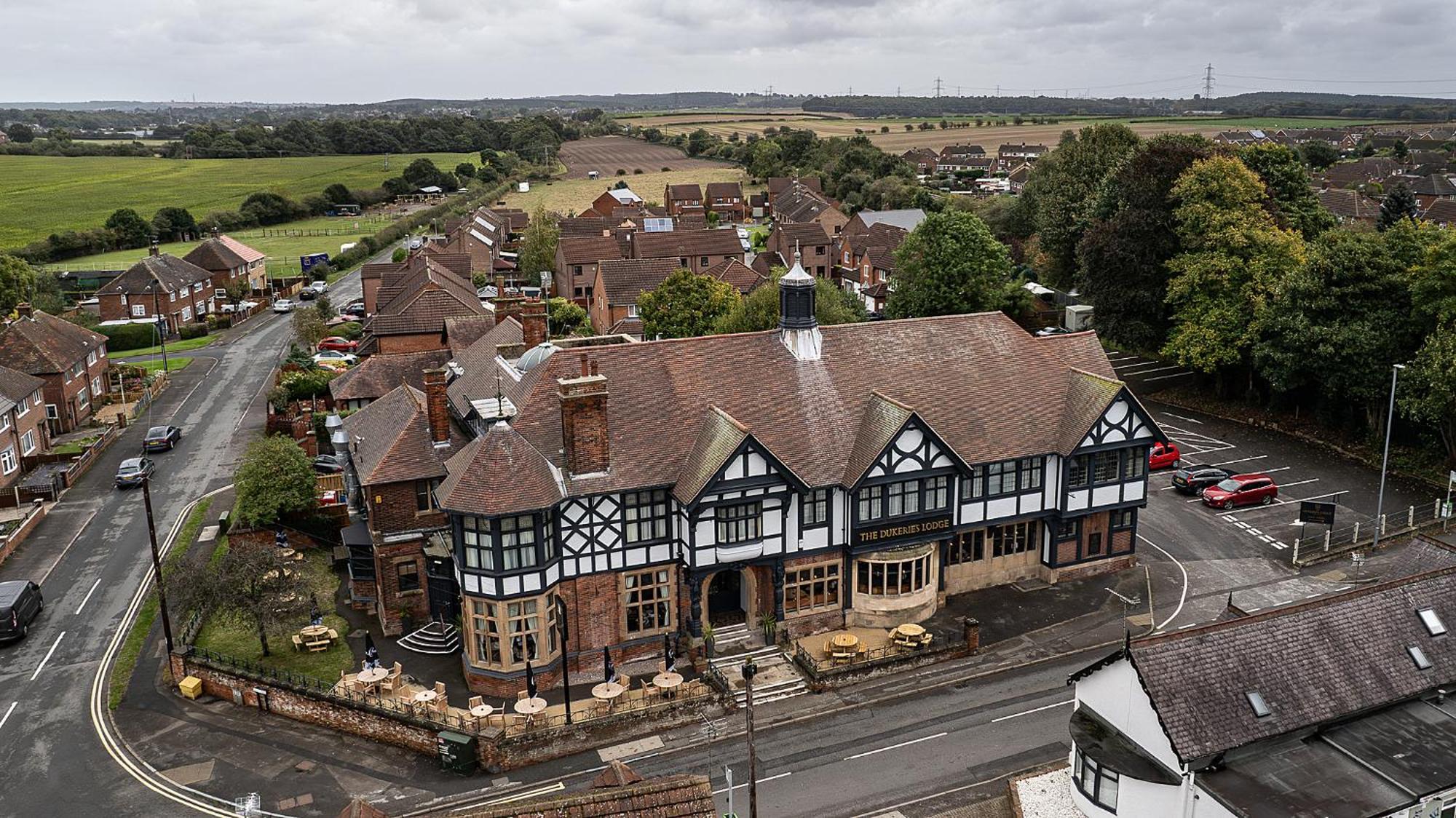The Dukeries Lodge, Edwinstowe, Nottinghamshire Dış mekan fotoğraf